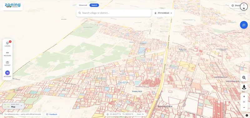 Parcel overlay on live street map near Thaltej